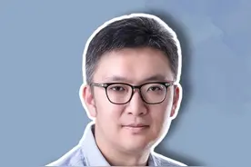 买宝马第一件事，就是扣掉车标#互联网营销#短视频营销#干货分享#企业管理#认知思维#企业转型#新媒体视频封面