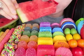 彩虹空心泡沫糖，彩虹软糖，西瓜#asmr #asmr助眠视频#糖果#解压