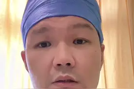 这样的夜班也够酸爽的。为啥夜间清创有时候不收费？开句玩笑，怕被打呗…#夜班 #医院视频封面