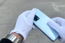 华为Mate X2手机跌落测试 #手机 #手机推荐 #百亿流量扶持 #数码