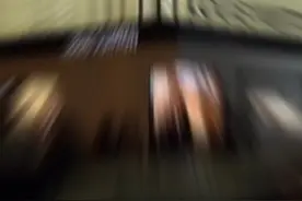 7月23日，LV路易威登宣布终止与吴亦凡合作关系，至此吴亦凡已无任何代言视频封面