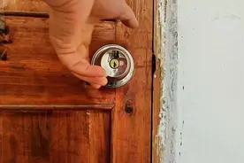 球形锁被反锁了打不开怎么办？教你一个小妙招解决问题#创作灵感视频封面