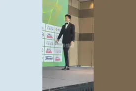 #高伟光 191的身高，这满屏的大长腿！#娱情现场