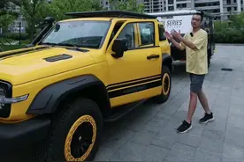 坦克300×黑系房车官方联名款，硬核旅行组合上线！#房车 #大个儿说房车 @抖音汽车 @抖音短视频