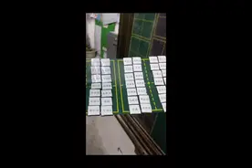 新科任老师认不清学生，需要座位表，#班主任 必须安排～奈何咱班座位每月换一次，于是做了这可循环利用的座位表，排座位也简单多了，一劳永逸的省钱小技能分享给大家～#班级管理#排座位