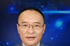 张文宇张文宏，一对亲兄弟，两个都人才！什么样的家庭出人才？#张文宏与哥哥张文宇同台演讲视频封面