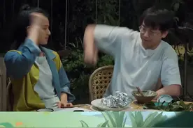 #彭昱畅抽二条 彭彭这是猜拳开挂了？视频封面