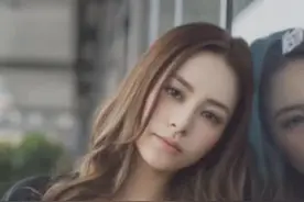 #因为是朋友呀 #被阿娇的童年经历整破防了 阿娇你一定会很幸福很幸福！@钟欣潼 视频封面