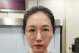 再三挑战民族底线，必须严查严办零容忍！#郑州交管回应车辆贴日本军旗图案 #大v快评 #新闻姐 @抖音短视频 