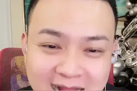 卡宴和揽运选哪个@猕猴桃🫡《文博说事》 #周文博 #太子猕猴桃