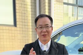 坦克500Hi4-Z配备的蓝牙钥匙有哪些功能，看完你就知道了 #坦克500 #2025好事长城 #坦克500hi4z到底有多强 #坦克500hi4z一定红 #坦克最新周销量