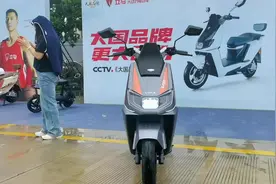 立马好车，王炸v9，三电终身质保 #新国标电动车视频封面