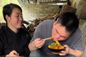 老公在外面干活辛苦了，给他做好吃的，嘎嘎好吃视频封面