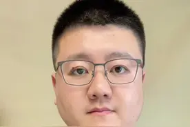 受害人是轻微伤，你该怎么赔偿？ 受害人是轻微伤，具体赔偿多少钱，要根据案情以及受害人情况综合决定。#打架的成本 #轻微伤一般赔偿多少钱