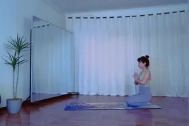 #瑜伽路上一直在坚持 喜欢就练起来！视频封面