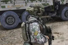 21式迷彩空军#战术小队 #致敬人民子弟兵 #每一帧都是热爱