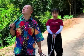 机智逃脱。#社会百态#内容过于真实 #严厉打击违法犯罪 #传递正能量#我的观影报告