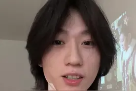 男生留长发不同身高  该留多长？ #长发男生 #男生稍微打扮一下就不一样了 #反差 #长发男