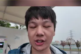 1000kW全球量产最快充电速度！唐L EV兆瓦闪充碾压同级豪华SUV #兆瓦闪充让充电和加油一样快 #千伏平台兆瓦闪充解决了充电速度这一纯电动车的最后短板  #千伏平台兆瓦闪充已成为20万级纯电动车应具备的技术标准 #比亚迪唐LEV #千伏兆瓦闪充