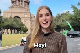 英语情景对话：你能帮我拍张照吗？ #英语口语 #英语对话 #生活英语 #实用英语 #每日英语打卡