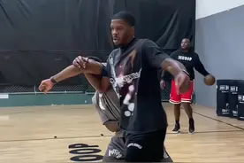 联盟曾经技术最细腻的单打王！乔约翰逊到底有多强 #篮球 #抖音篮球季视频封面