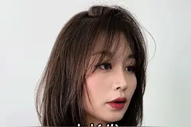 #中长发 #高层次 如果剪完丝滑不脱节.学会这几刀.美感瞬间能提高.#格林几何 值得您收藏.#剪发教程 #长发 @高勇格林色彩-研修课程