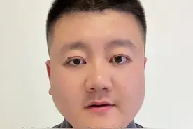 被人打成轻微伤，和解时该怎么选择？ 被人打成轻微伤后，和解时可根据情况决定。#打架的成本 #轻微伤一般赔偿多少钱