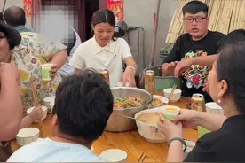 粉丝会下集｜回家这么久以来还是第一次有这么多人帮我干活，真的很感谢大家#做菜 #我的乡村生活
