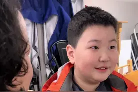 蛋蛋姐教凯凯说四川话。#丁文 #记录真实生活 #萌娃 #家乡话视频封面