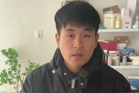 如何给自己的另一台手机定位#iphone小技巧 #手机使用技巧 #定位 #ios技能 #教你一招视频封面