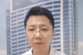 心电图能看出心脏有没有问题吗？原来它有这些作用！ 心电图能看出心脏有没有问题吗？原来它有这些作用！#心电图 #心电图怎么看 #心脏病 #心血管 #健康视频封面