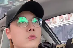 白云机场停车场的套路，还有谁没中过招？老百姓的钱包伤不起… #广州白云机场 #停车费刺客 #民生关注百姓生活 #跑出稳稳的幸福 #跑滴滴省钱看这里视频封面