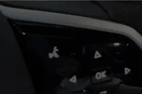 新一代迈腾怀档的正确使用方法，你觉得原始档杆和怀挡换挡哪个更好用？#迈腾b9 #每天一个用车知识 #全新一代迈腾 #全新一代迈腾真的来了 #按键功能介绍