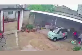 盘点那些女司机开车的场面，各种奇葩神操作，全程爆笑