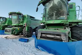 零下十多度，一把着火，继续干活#新农人计划2023 #三农视频封面