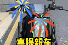 骑手小哥喜提战车黑骑士 #骑手 #黑骑士E10 #电动车视频封面