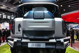 红旗越野Concpet 亮相，硬派十足#红旗 #红旗越野