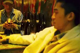 “你还记不记得你叫什么名字？你叫黎耀辉，何宝荣的名字是我的”