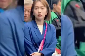 她就是石川佳纯来自日本已经退役的乒乓球运动员，意外地登上热搜视频封面