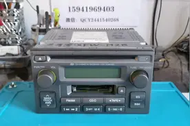 伊兰特顶配版，蓝牙功能的，音质效果特别好！机会难得。