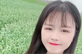 种了十亩蒜，有来帮忙递蒜薹的吗，感觉哈，忙不完了快🙈🙈🙈#大蒜种植 #田间地头走一走 #抖音新农人 #滴蒜苔 #下地干活视频封面