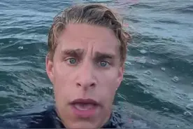 这个人到达了世界上最孤独的地方，尼莫点！离他最近的人是太空中的宇航员#尼莫点 #尼莫点没有鱼吗 #探索世界 #探索地球视频封面