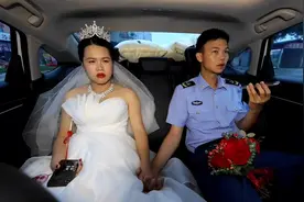 像这样又高又帅的兵哥哥，是多少女生心目中的白马王子#婚礼跟拍视频封面