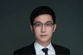 公司可以指定休年假的时间段吗？#劳动法 #天津律师 #抖来普法2024