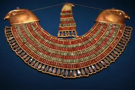 古埃及展重点展品13，无处不在的宽项链！#上海博物馆 #古埃及大展 #金字塔之巅 #和贾布看展 #艺术在抖音 @上海博物馆视频封面