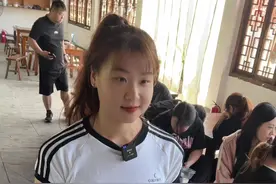 小小个头，大大的胃啊，比我饭量还大#封闭式训练营 #午餐#营养又健康视频封面