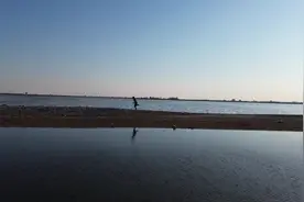 呼市最近的海，有候鸟能露营可烧烤！快@你的小伙伴带孩子出发吧视频封面