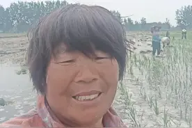 香烟不解悠烈酒不解愁，唯有那人民币最让人上头！只要你努力票子兜里有