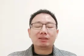 医生告诉你：白眼球上有乳白色包是怎么回事？#硬核健康科普行动 #医学科普 #眼科常识视频封面