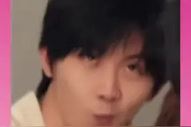 马嘉祺：虽然我还没驾照但我有六个会开车的兄弟啊！哥几个别催了今年就考！#时代少年团#马嘉祺#浅炸一下吧 #物料 #追星视频封面